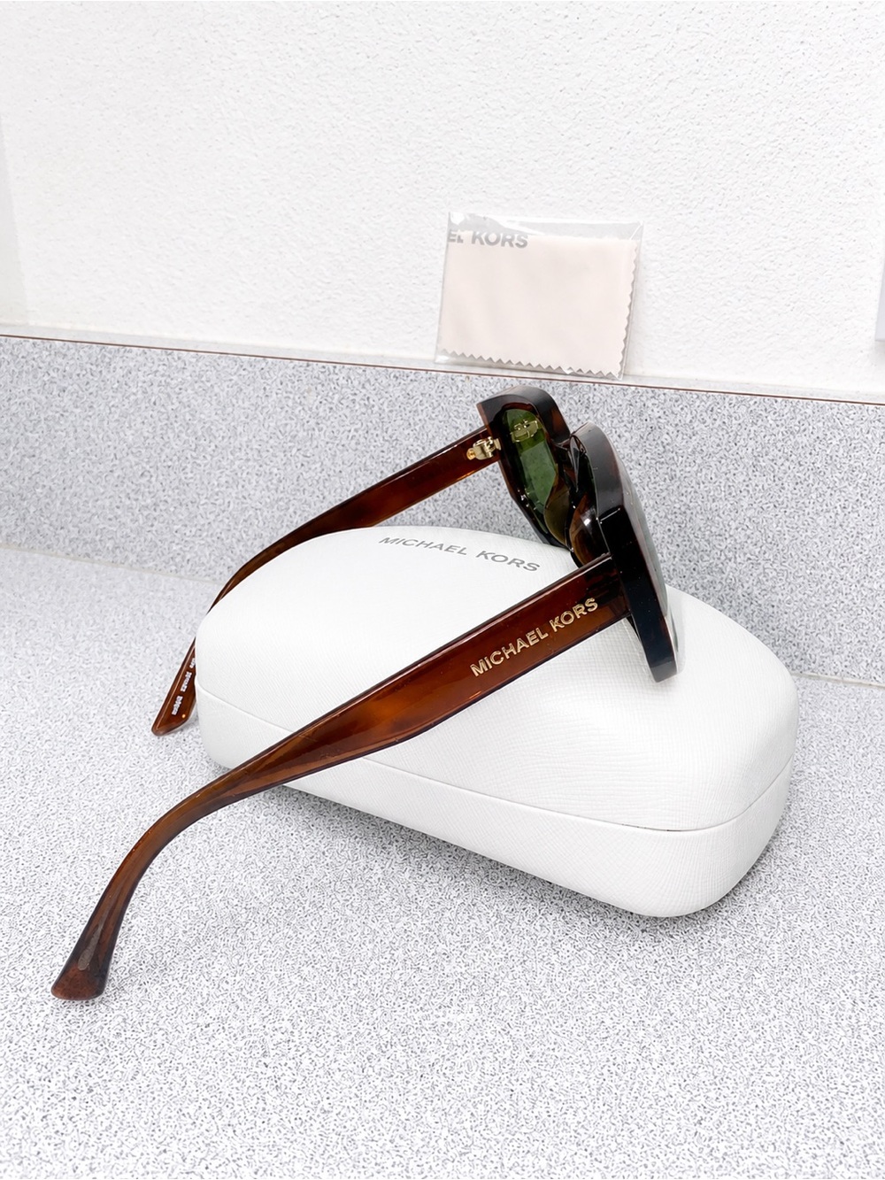 Michael Kors MK2239U Denali 4028/2 1N Tortoise Rectangular Sunglasses 52-20-145 - Picture 6 of 11